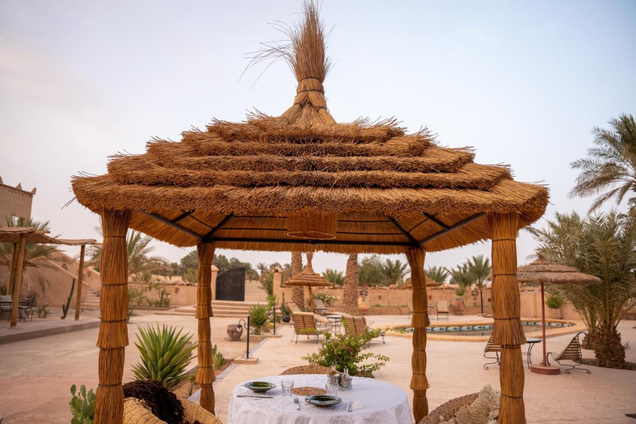 Riadsuerteloca Merzouga Hassilabied Екстериор снимка Al-Qasr Al-Wazzan