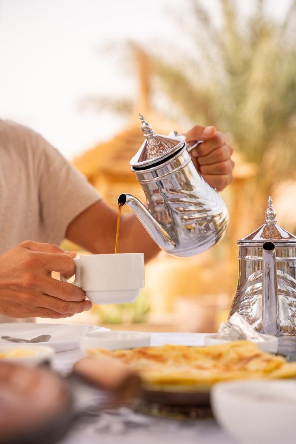 Riadsuerteloca Merzouga Hassilabied Екстериор снимка Arabic coffee