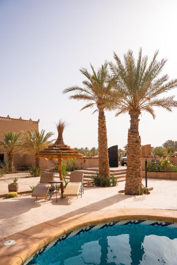 Riadsuerteloca Merzouga Hassilabied Екстериор снимка The resort's main courtyard