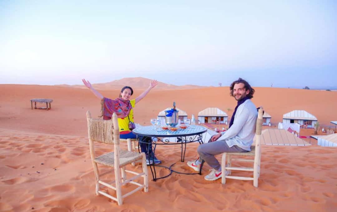 Riadsuerteloca Merzouga Hassilabied Екстериор снимка